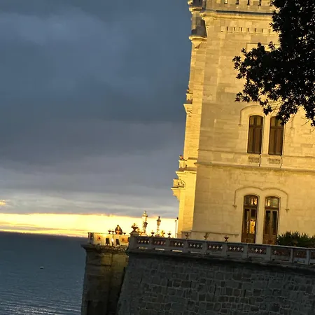 Le Rive Del Revoltella شقة