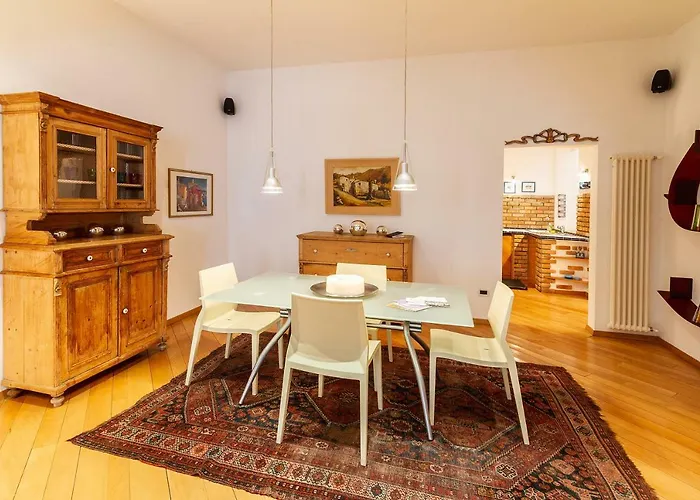 Le Rive Del Revoltella Apartment *