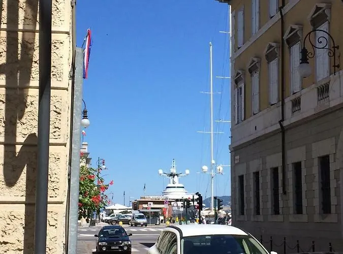 Apartment Le Rive Del Revoltella Trieste