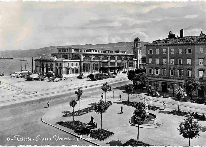 Le Rive Del Revoltella Apartment